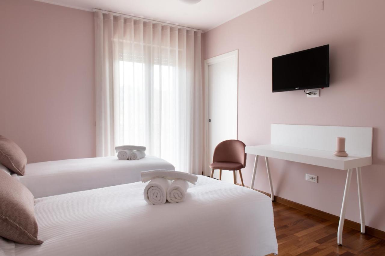 B&B Monna Lisa Rooms Montesano Scalo Exterior foto
