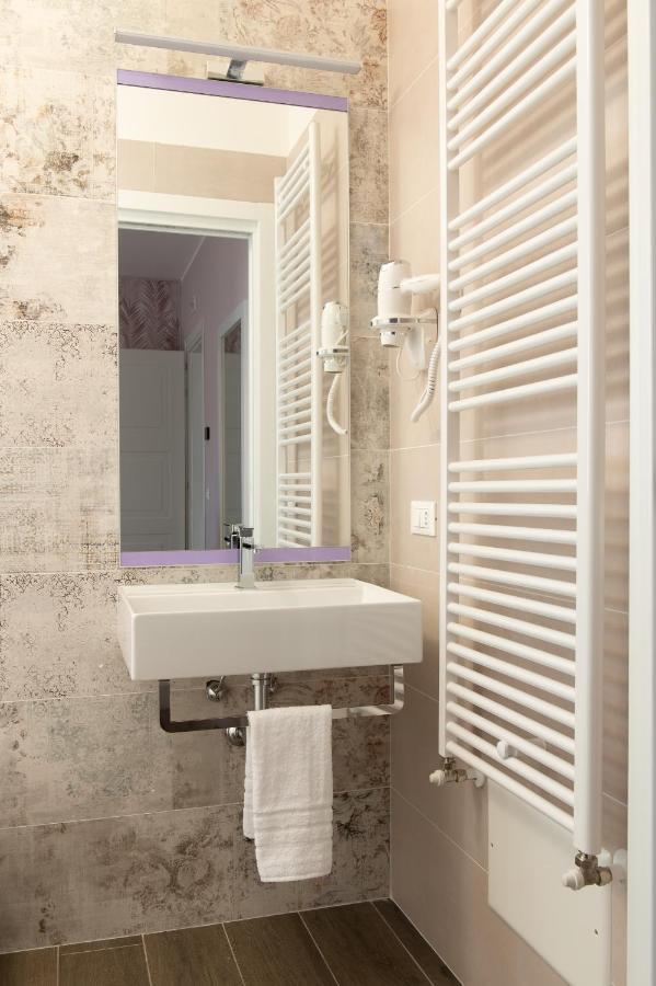 B&B Monna Lisa Rooms Montesano Scalo Exterior foto